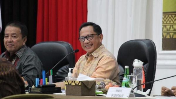 Tito Karnavian Ditunjuk Jokowi Jadi Menteri PAN-RB Ad Interim