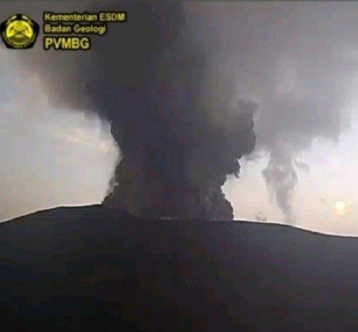 Gunung Anak Krakatau Meletus, Tinggi Letusan 157 M!