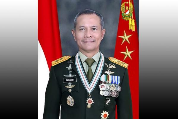 Jenderal Andika Perkasa Mutasi TNI,Jenderal Kopassus Akmil 92 Tembus Bintang 3