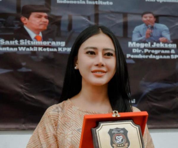 Survei ETOS Indonesia Institute: Nama Ade Puspita Hilang dalam Pilihan Cawalkot Bekasi
