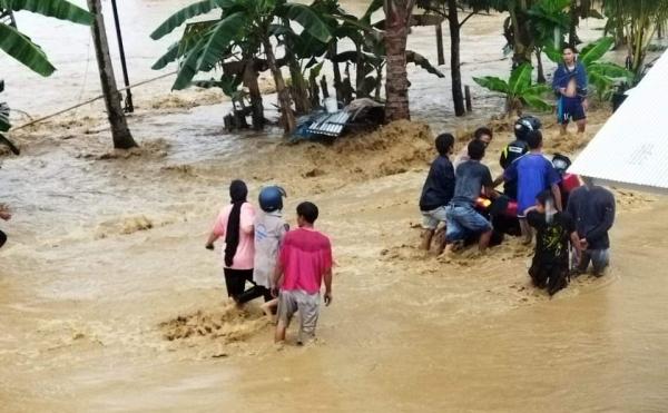 Banjir Terjang Luwu, Ratusan Kepala Keluarga Mengungsi