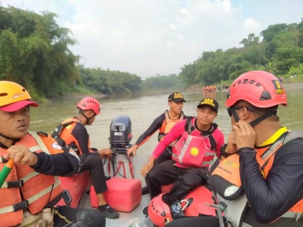 Mandi di Sungai Serayu, Riski Tenggelam Belum Ditemukan