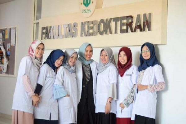 22 Universitas Jurusan Kedokteran Terbaik di Indonesia, Kampus Swasta Tak Kalah Top