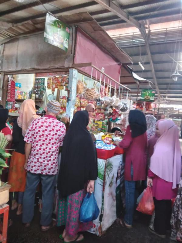 Jelang Idul Adha, Warga Serbu Penjual Bumbu di Medan
