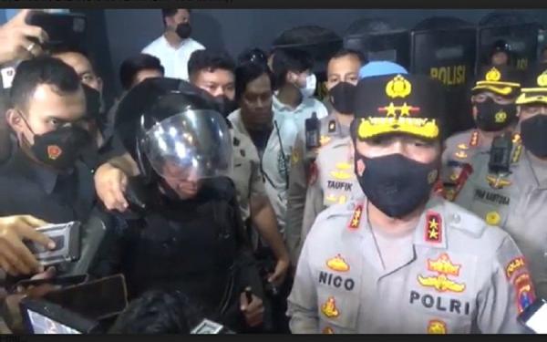 Mas Bechi Serahkan Diri Setelah Belasan Jam Polisi Kepung Ponpes Shiddiqiyyah Jombang