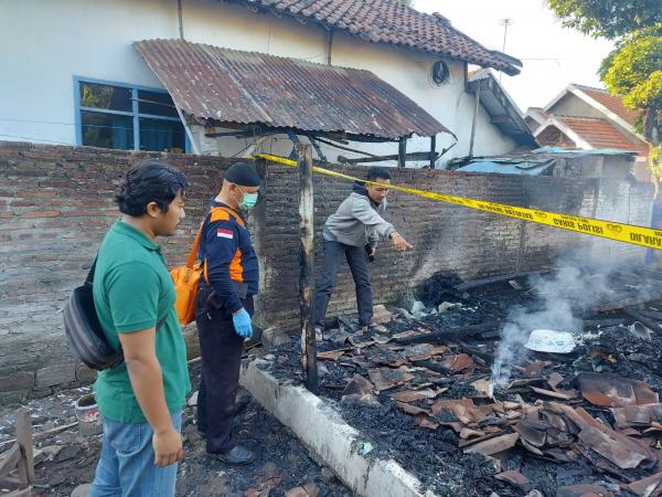Gara-gara Obat Nyamuk, Sebuah Rumah di Probolinggo Kebakaran, Penghuni Tewas