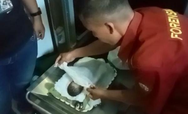 Ditemukan Ditengah Sawah, Bayi Malang Meninggal Dunia Setelah 9 Jam Dirawat