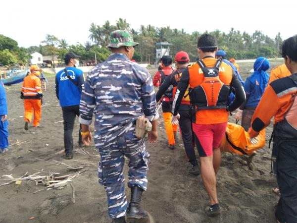 Korban Terseret Ombak di Pantai Legok Jawa Pangandaran Ditemukan 3,2 Km dari Lokasi Tenggelam