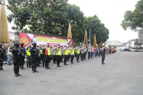 149 Personel Gabungan Amankan Malam Takbir di Kota Tasikmalaya, Jalan HZ Ditutup Sementara