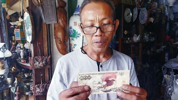 Menggiurkan Bisnis Uang Kuno, Ini Kisah Penjual Uang Kuno Rp5.000 Gambar Banteng Laku Rp10 Juta
