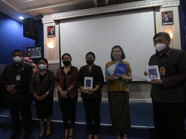 Serah Simpan Karya Cetak Festival Literasi Denpasar Dapat Apresiasi Pemkot