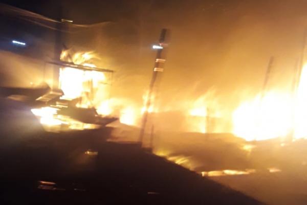 Kebakaran Hanguskan 1 Rumah dan 6 Ruang Puskesmas di Aceh Tamiang
