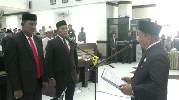Dua Anggota DPRK Aceh Utara Dilantik, Penggantian Antar Waktu disaksikan Pj Bupati Aceh Utara