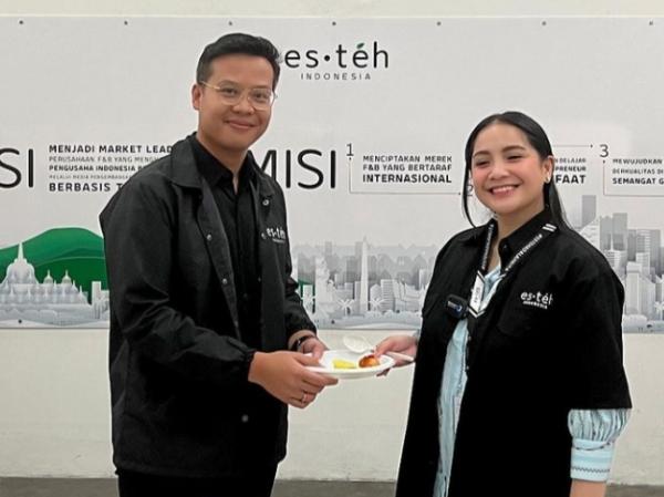 Hebat Nagita Slavina Gantikan  Haidhar Wurjanto Jadi CEO Esteh Indonesia, Ubah Nama Jadi 'BUMN'