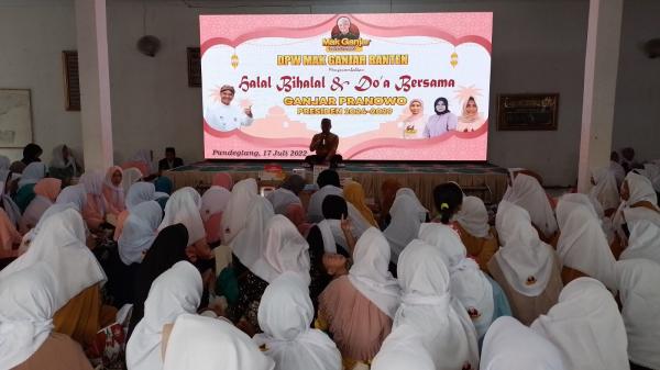 Ratusan Emak-Emak di Pandeglang Dukung Ganjar Pranowo Jadi Presiden