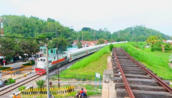 Kurangi Kepadatan, Jalur Kereta Api Bondowosa-Situbondo Segera Dibuka
