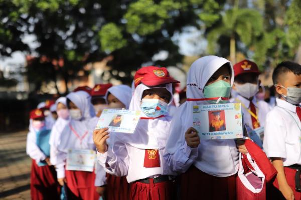 Siswa di Kota Bandung Antusias Ikuti Masa Pengenalan Lingkungan Sekolah
