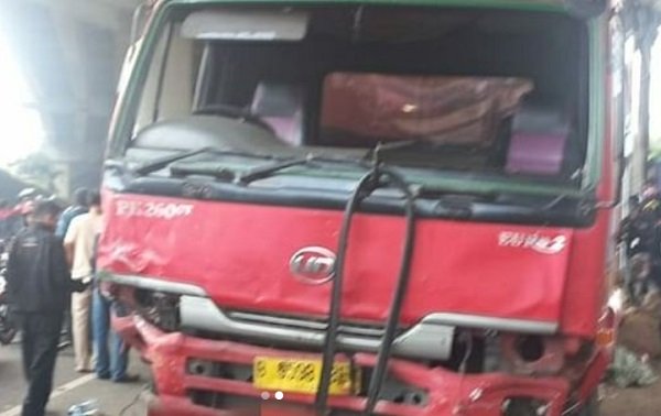 Waduh! Korban Kecelakaan Beruntun Truk Pertamina di Cibubur: 8 Orang Tewas, 25 Luka-Luka