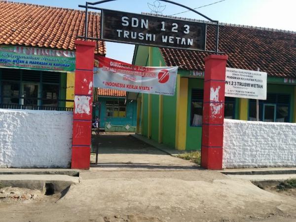 SDN di Kabupaten Cirebon ini Hanya Kebagian 1 Siswa
