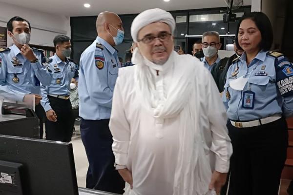 Jalani 2/3 Masa Tahanan Habib Rizieq Bebas Bersyarat Hari ini