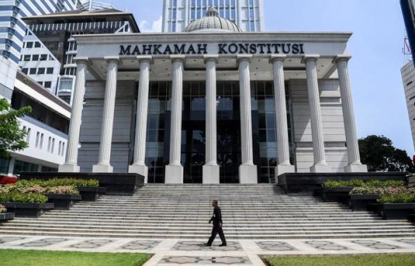 Sungguh Aneh, Uji Materi UU Narkotika untuk Legalisasi Ganja Medis Ditolak MK Tanpa Riset