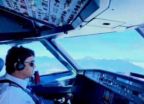 Sosok Capt Boy Awalia, Pilot Citilink yang Meninggal saat Mendarat di Bandara Juanda