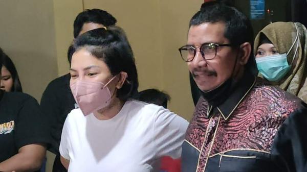 Artis Nikita Mirzani Batal Ditahan, Pertimbangan Kemanusiaan Menjadi Alasan Polisi