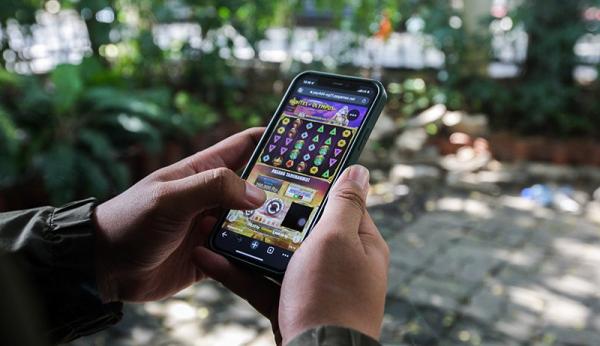 Kisah Penjudi Online Slot di Tasikmalaya Jual Harta Benda untuk Deposit: Menang Diawal Hanya Jebakan