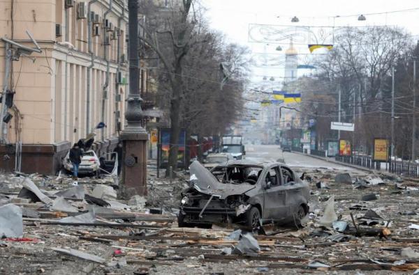 Rusia Serang Gedung Sekolah, 3 Mayat Ditemukan Tertimbun Puing