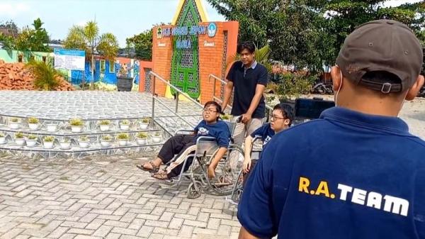 Jago Akting, Tiga Penyandang Disabilitas di Blora Rintis Parodi YouTuber