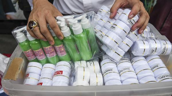 Waspada Kosmetik Ilegal di Tanggerang, Pembeli Diminta Selalu Cek Ijin Edar