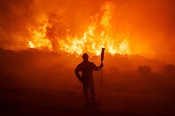 Kondisi Eropa Seperti Zaman Api, Dihantam Gelombang Panas dan Kebakaran Hutan