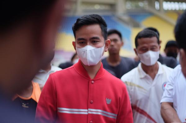 Gibran Minta Maaf Atas Suporter Bola Asal Solo Terlibat Kerusuhan di Gejayan