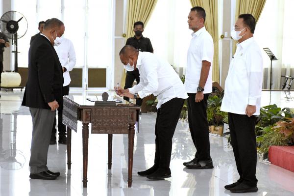 Edy Rahmayadi Dikukuhkan Jadi Ketua PB PON 2024 Wilayah Sumut, Ketua Harian Dijabat Bobby Nasution
