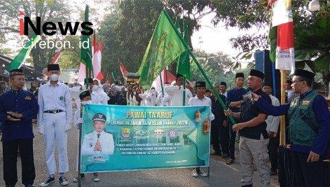 Pawai Taaruf Tahun Baru Islam Di Desa Buyut Cirebon, Meriah