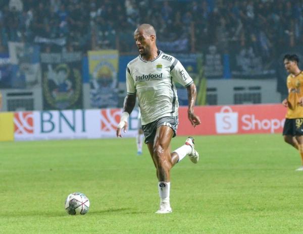 Kritis! Persib Berharap Kecerdikan David da Silva Jebol Gawang Madura United