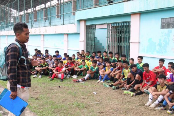 Ratusan Pesepakbola Muda Jebolan BJL Ikuti  Seleksi  EPA U-18  Rans Nusantara FC