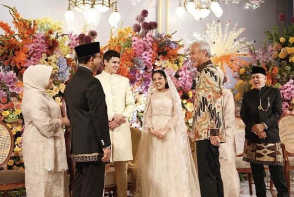 Minggu Pagi Ganjar Pranowo 'Kondangan' ke Resepsi Pernikahan Putri Anies Baswedan 