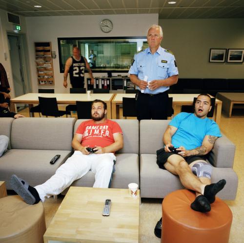 Wow! Ada Penjara Rasa Rumah Mewah di Norwegia, Napinya Asik Nonton Televisi di Sofa