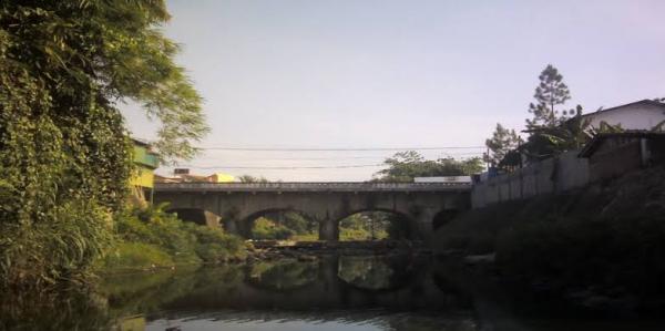 Remaja Putri 14 Tahun di Purwokerto Nekat Lompat dari Jembatan Kali Banjaran