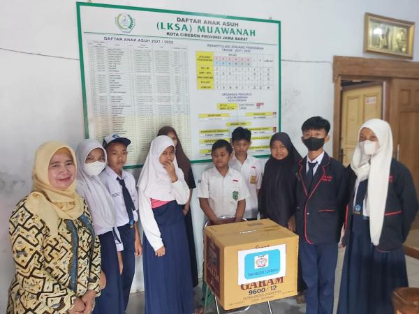 Kenalkan Kegiatan Sosial Sekolah, SMPN 2 Kota Cirebon Berikan Bantuan Kepada Sejumlah Panti Asuhan