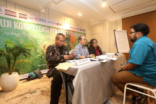 Bak Ujian Skripsi, Beginilah Suasana UKPFI di Surabaya