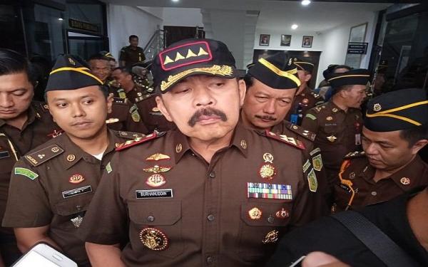 Ultimatum Jaksa Agung : Saya Akan Gunakan Tangan Besi untuk Oknum Jaksa Nakal