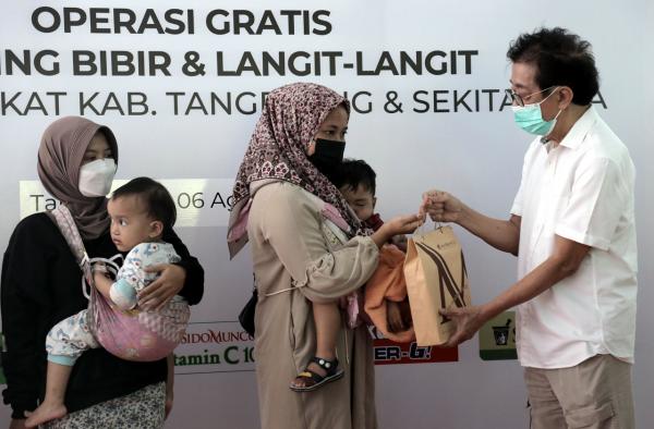 Sido Muncul Kembali Gelar Baksos Operasi Bibir Sumbing di Tangerang, Ada 40 Operasi Gratis