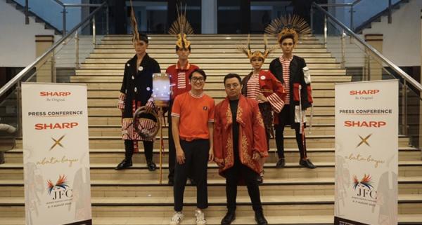 Sharp Indonesia Dukung Jember Fashion Carnaval 2022