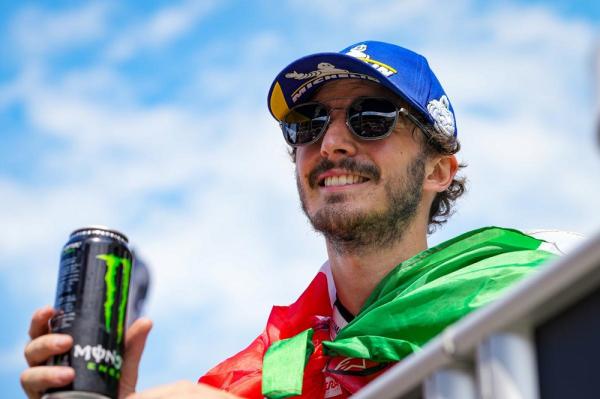 Francesco Bagnaia Ucapkan Terima Kasih kepada Valentino Rossi Usai Menangi MotoGP Inggris 2022