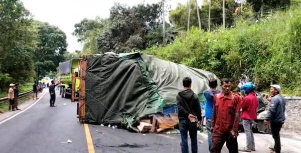 Sopir Truk Fuso Jadi Tersangka Kecelakaan Maut Truk Timpa Avanza Di Jalan Gentong Tasikmalaya