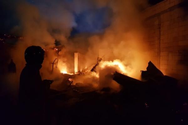 Bengkel Terbakar di Kosambi Tangerang, 1 Korban Tewas