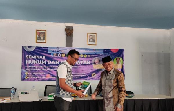 Gelar seminar hukum lingkungan dan kesehatan gizi, KKN T 26 LLDIKTI  Gaet dua guru besar Jawa barat