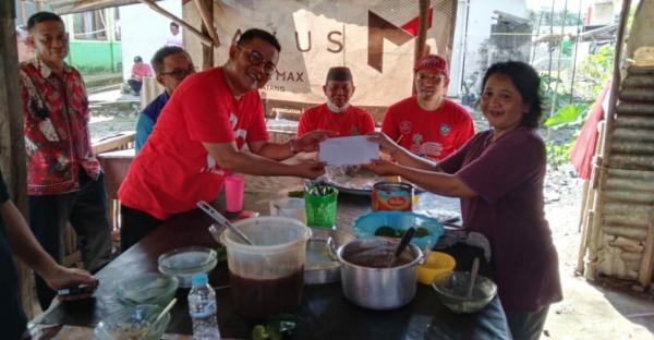 Bupati Bangka Selatan Serap Langsung Aspirasi Warga Tepus Sambil Berbagi